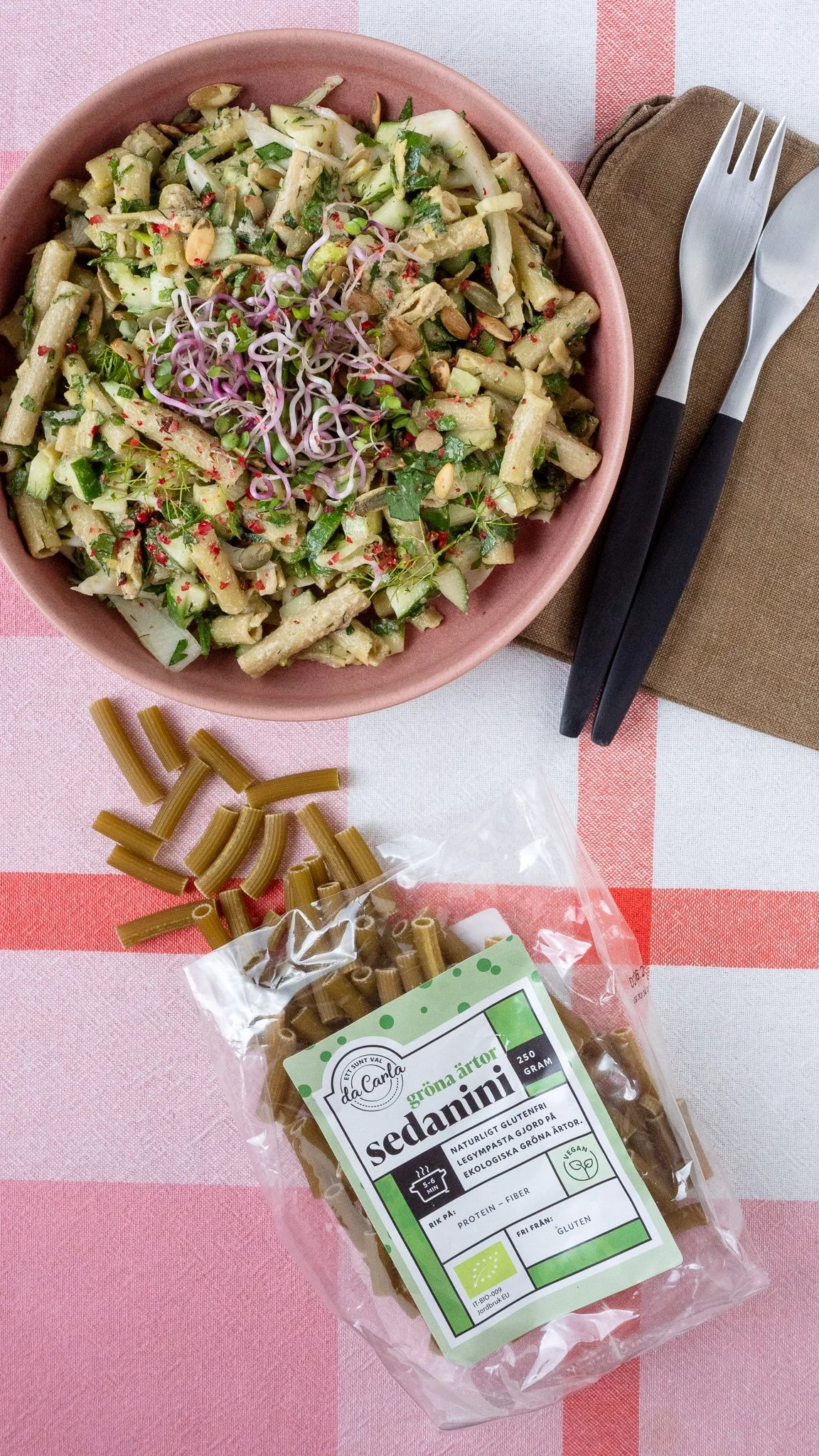 Nudelsalat mit Grüne-Erbsen-Sedanini